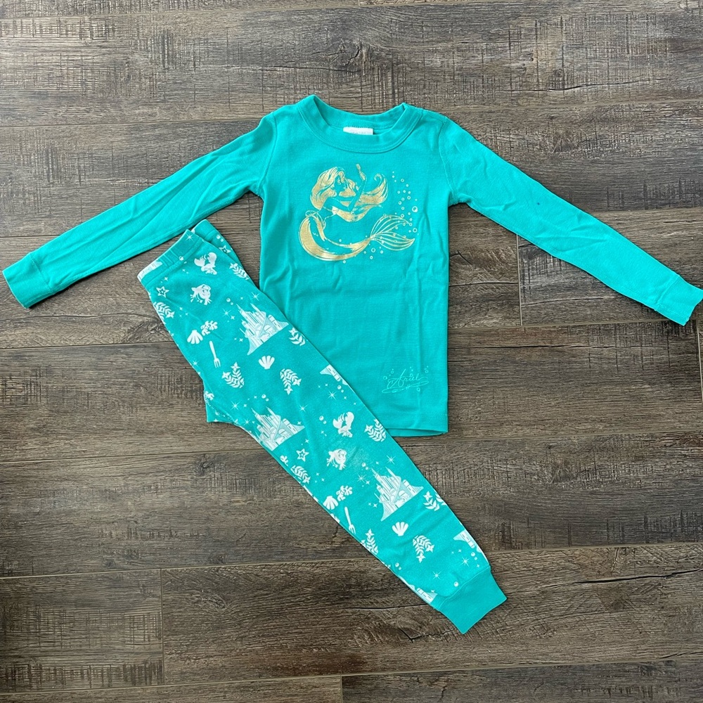 Hannah Anderson Princess Ariel Pajamas- size 110